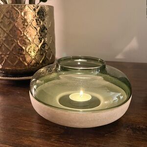 Jai Inc. Lantern and Shade series hand blown glass tea light holder, NWT!!